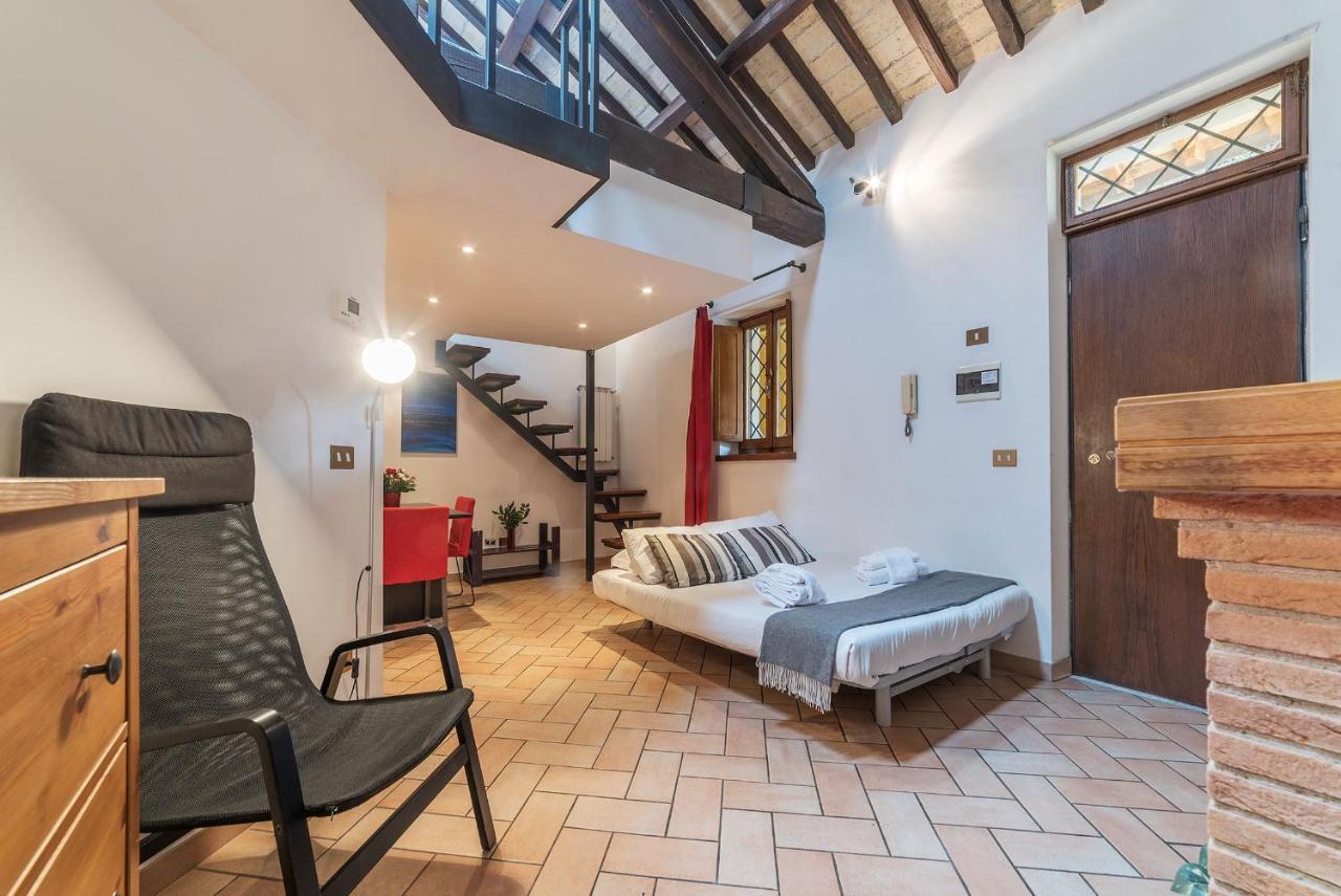 Amazing Studio In Campo De Fiori - FromhometoRoma Exterior foto