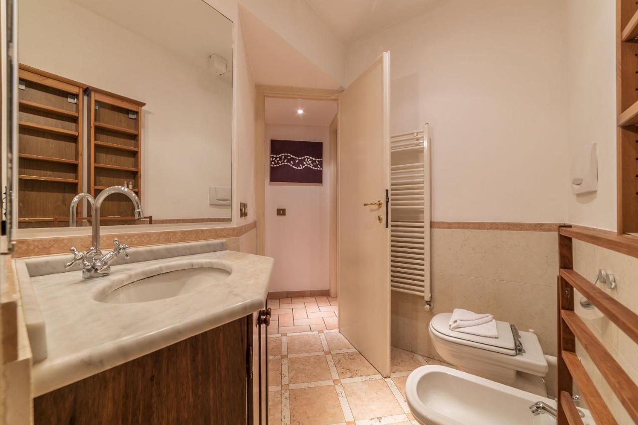 Amazing Studio In Campo De Fiori - FromhometoRoma Exterior foto