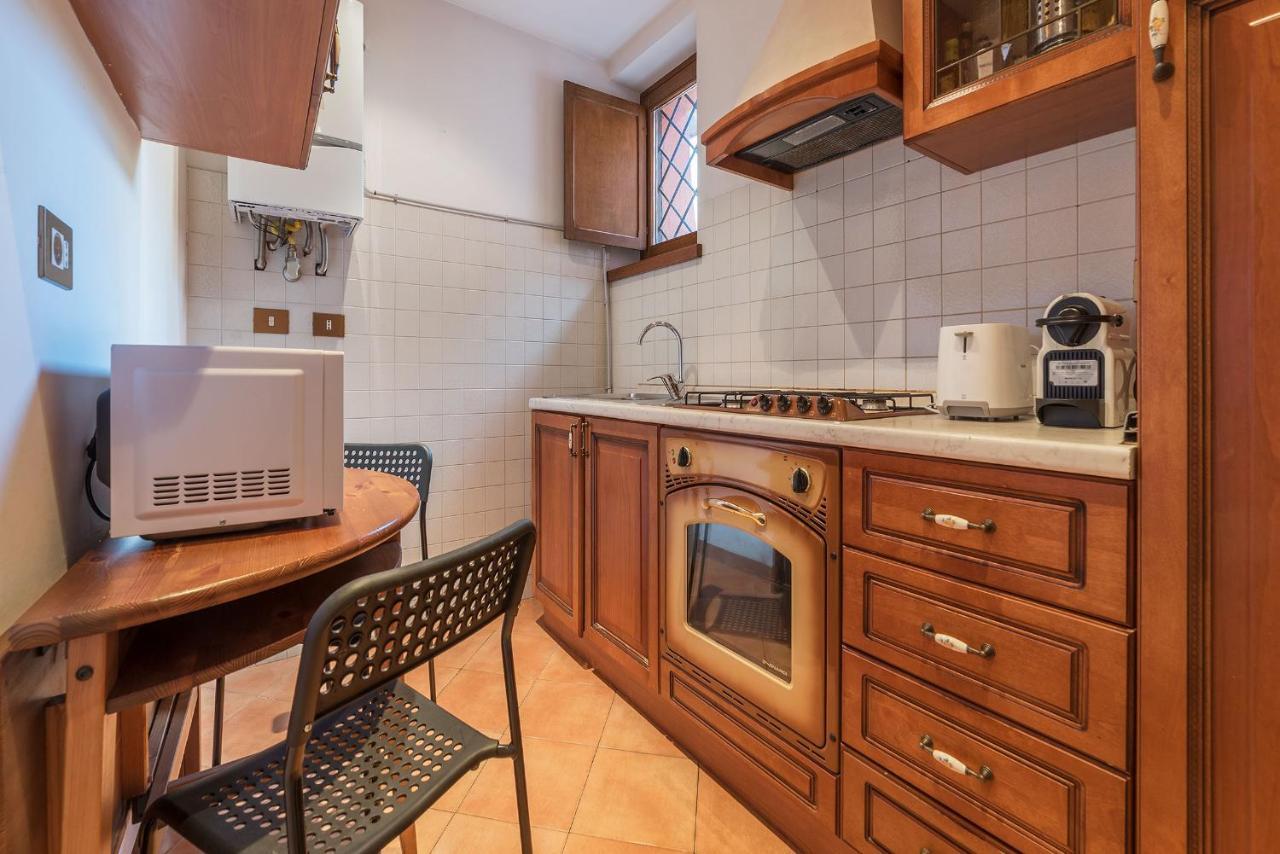 Amazing Studio In Campo De Fiori - FromhometoRoma Exterior foto